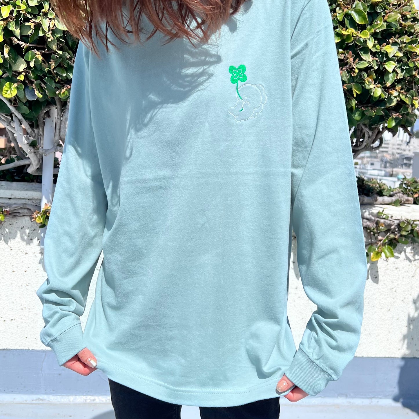 【困りザウルス】幸せのクローバー🍀刺繍長袖Tシャツ【5月中旬発送】