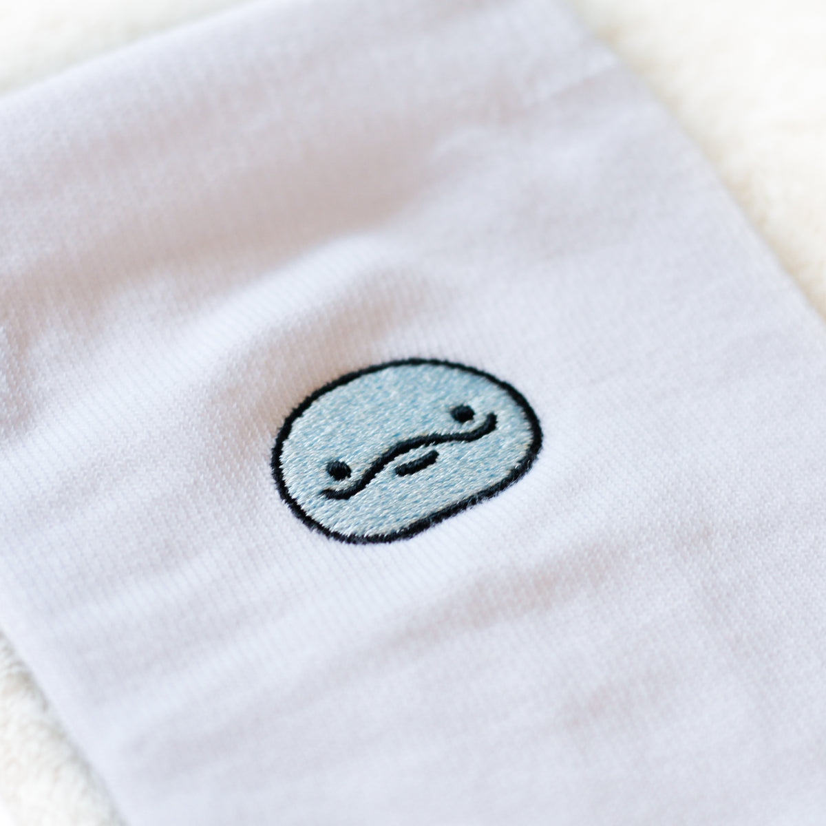 【親子イルカ】刺繍ソックス(ウィメンズ)【7月中旬発送】