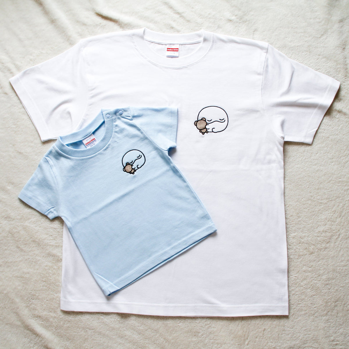【親子イルカ】みんなでリンクコーデできちゃう✨刺繍Tシャツ【4月中旬発送】