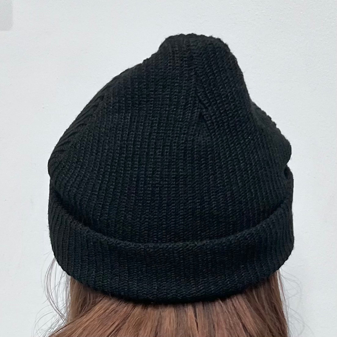 【困りザウルス】とことこ困りの刺繍ビーニー【10月中旬発送】