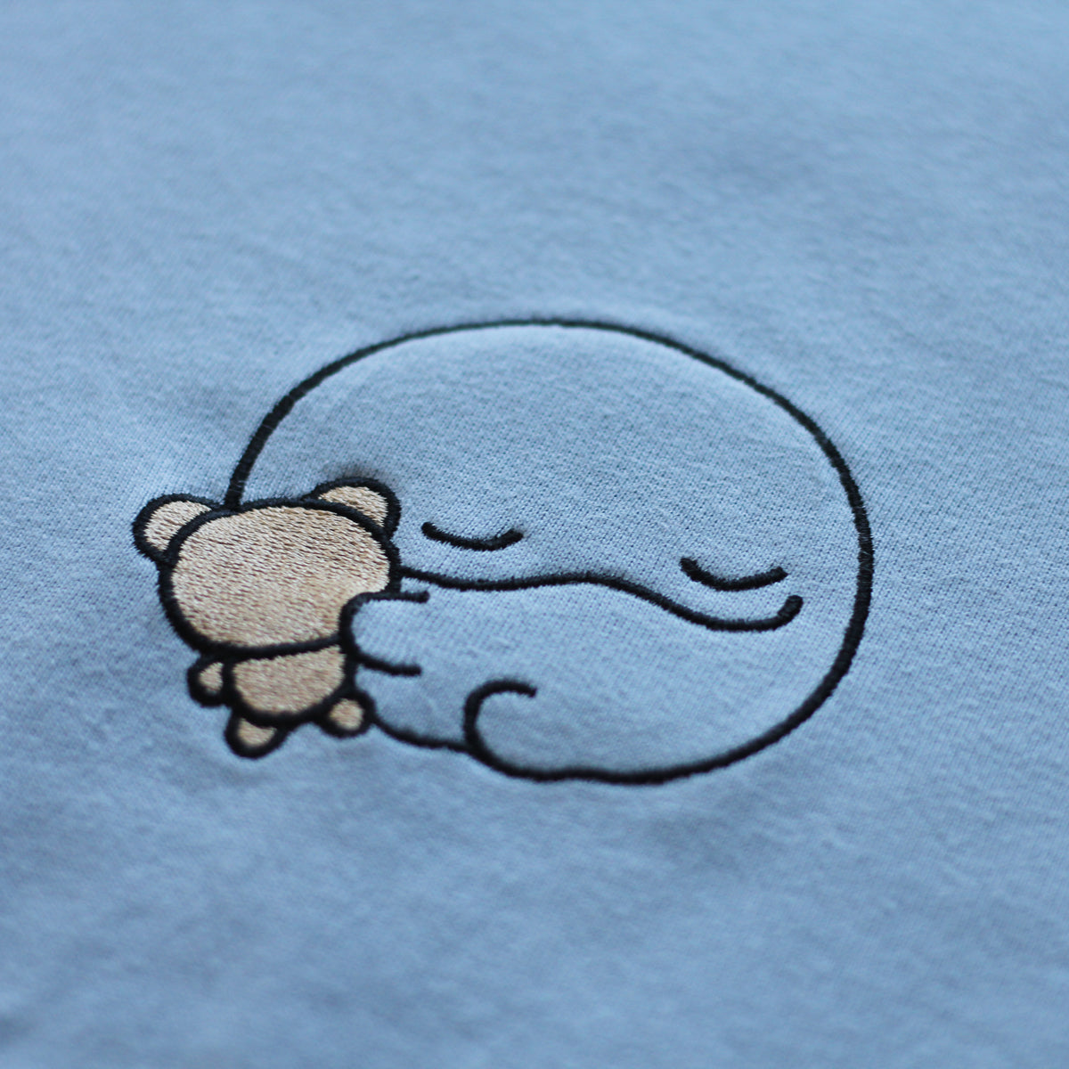 【親子イルカ】ぎゅーっと♡刺繍長袖Tシャツ【11月中旬発送】
