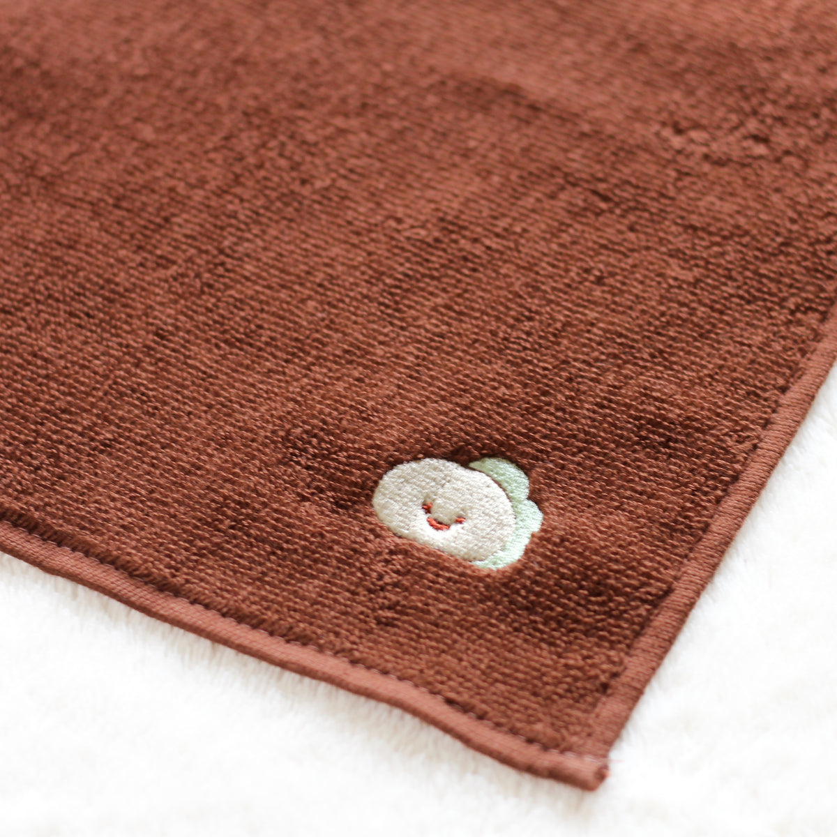 【困りザウルス】にっこり♪刺繍タオルハンカチ【11月中旬発送】