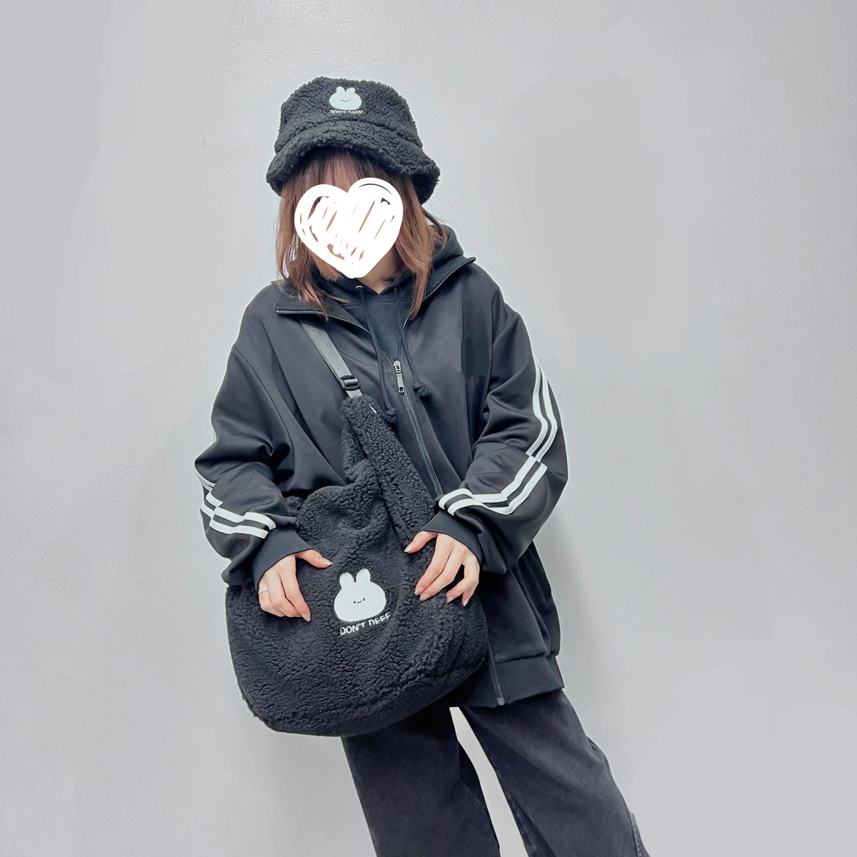 【あさみみちゃん】ふわもこ刺繍ボアショルダーバッグ