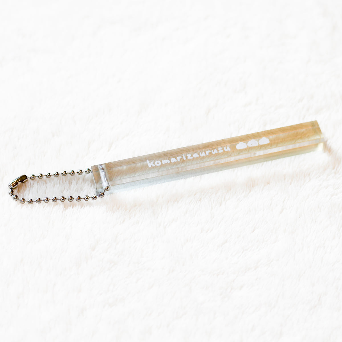 【困りザウルス】透け感がおしゃれなホテルキーホルダー【3月中旬発送】
