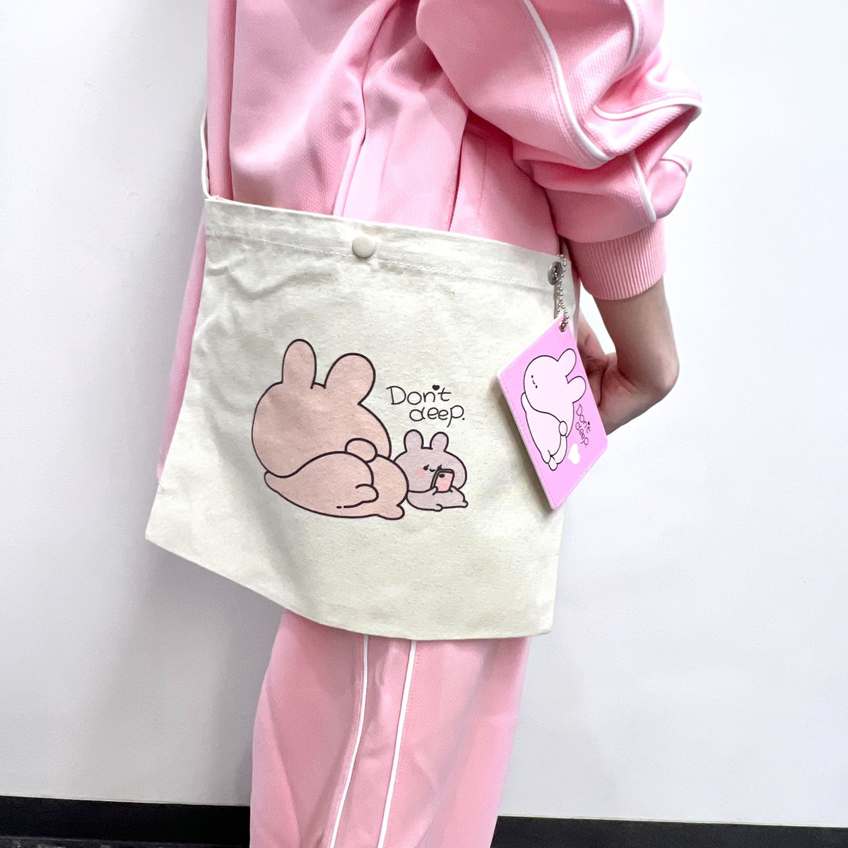 【あさみみちゃん】ハトメ付きサコッシュ(ASAMIMI BASIC 2024 APRIL)