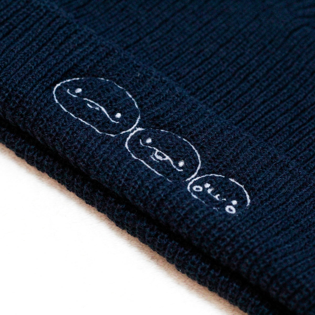 【親子イルカ】刺繍ビーニー【12月中旬発送】