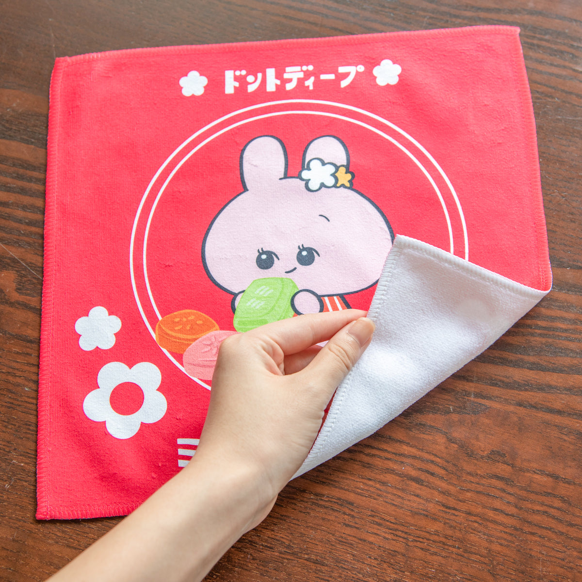 【あさみみちゃん】ハンドタオル(レトロ)【11月中旬発送】