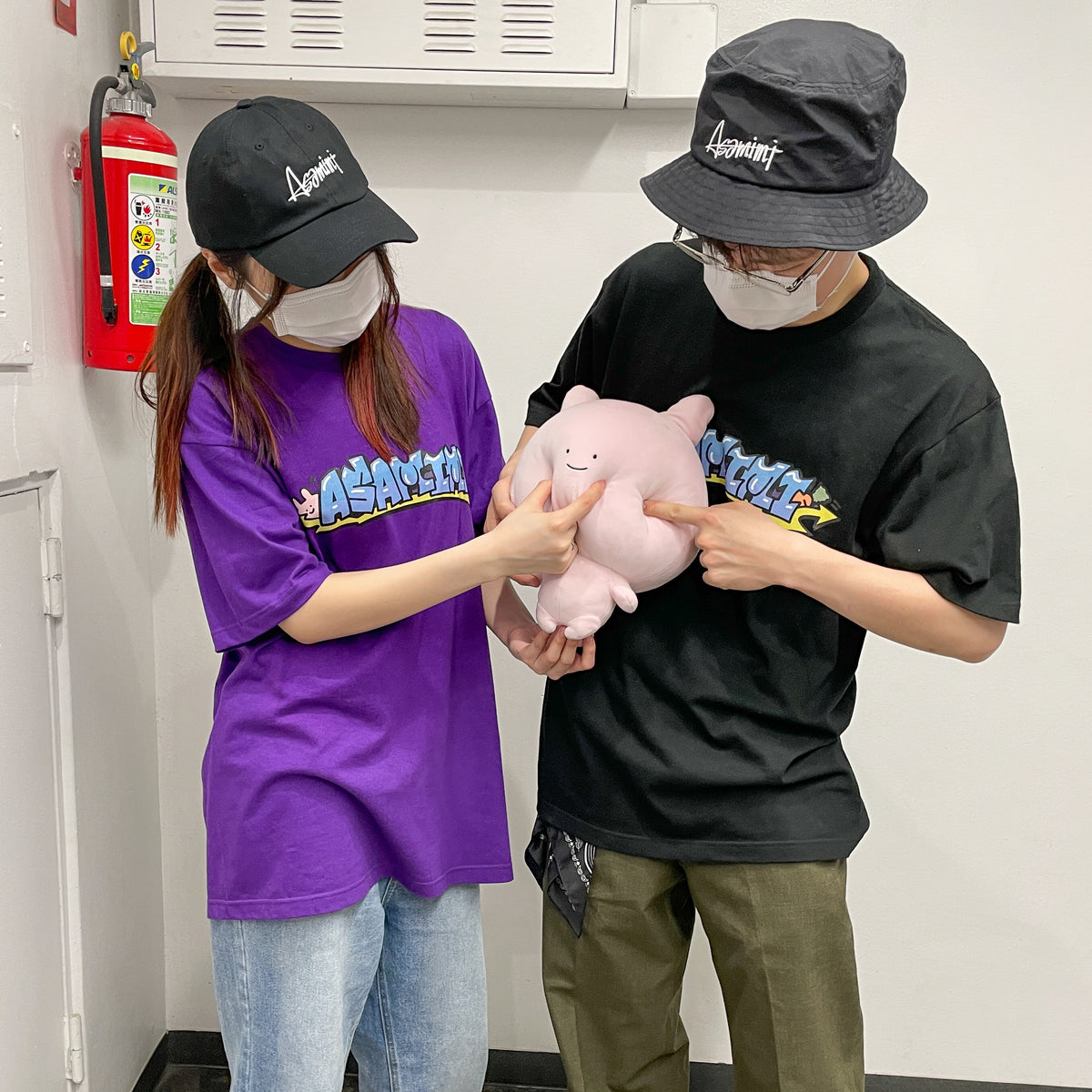 【あさみみちゃん】半袖ビッグTシャツ(グラフィティロゴ)【10月中旬発送】