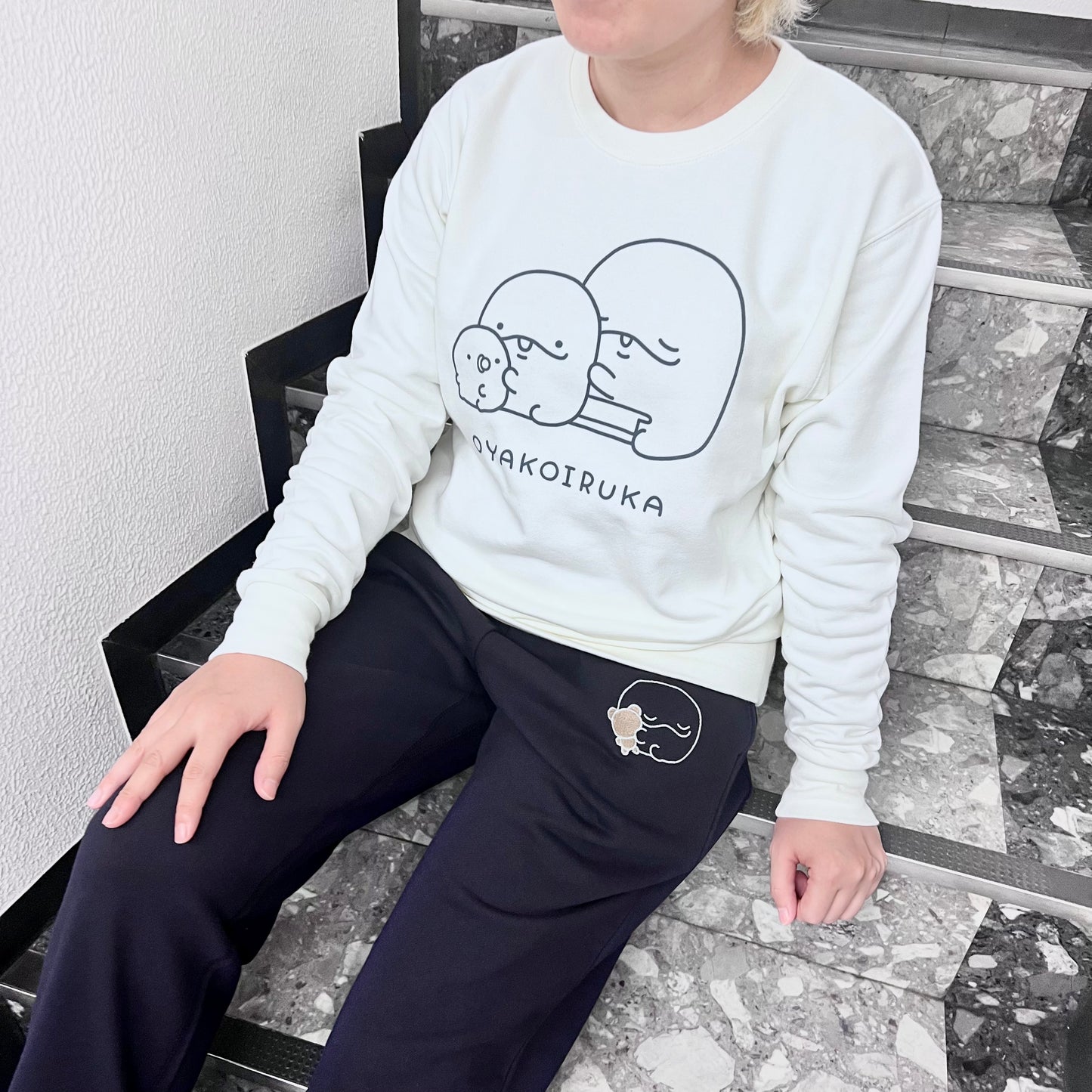 [OYAKOIRUKA ] Hug♡Embroidered sweatpants [Shipping in mid-November]