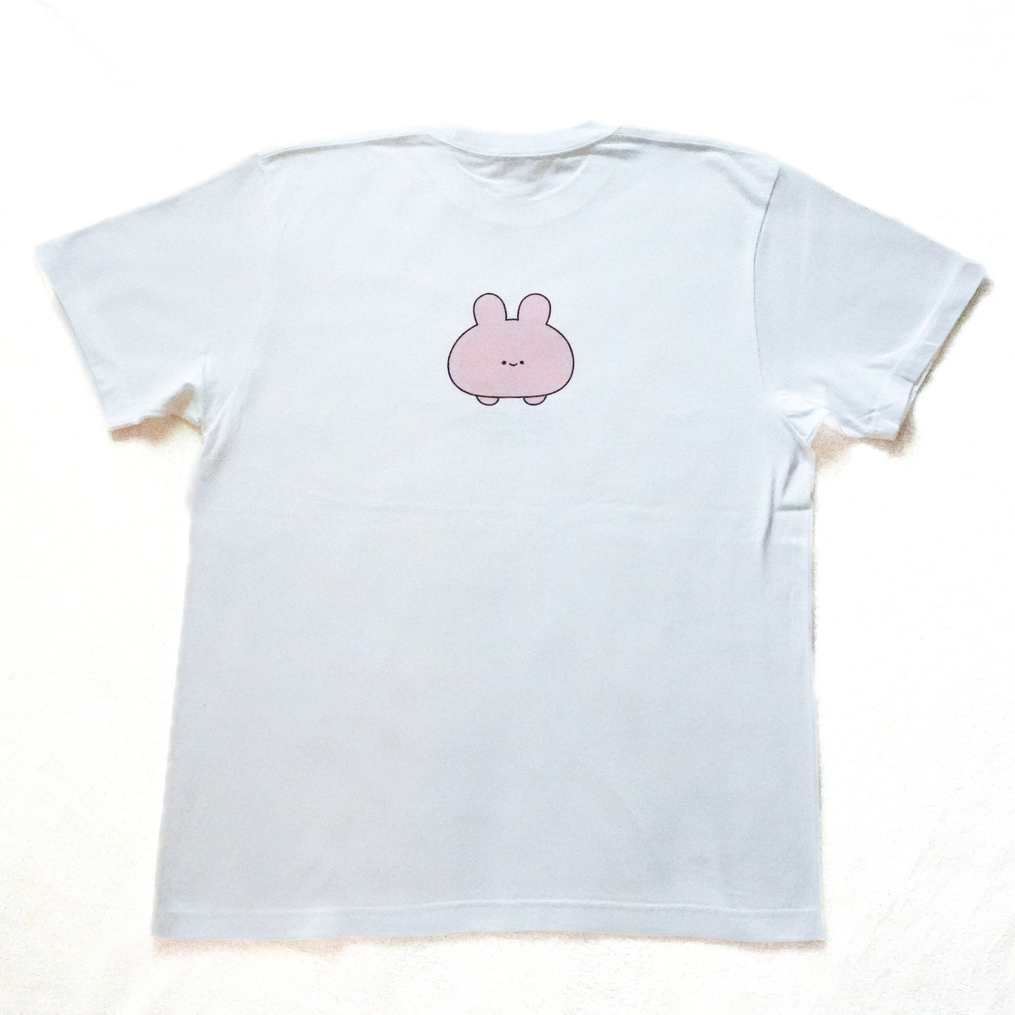 [ASAMIMICHAN]屁股跑出來T恤(附壓克力磁鐵)[八月中旬出貨]