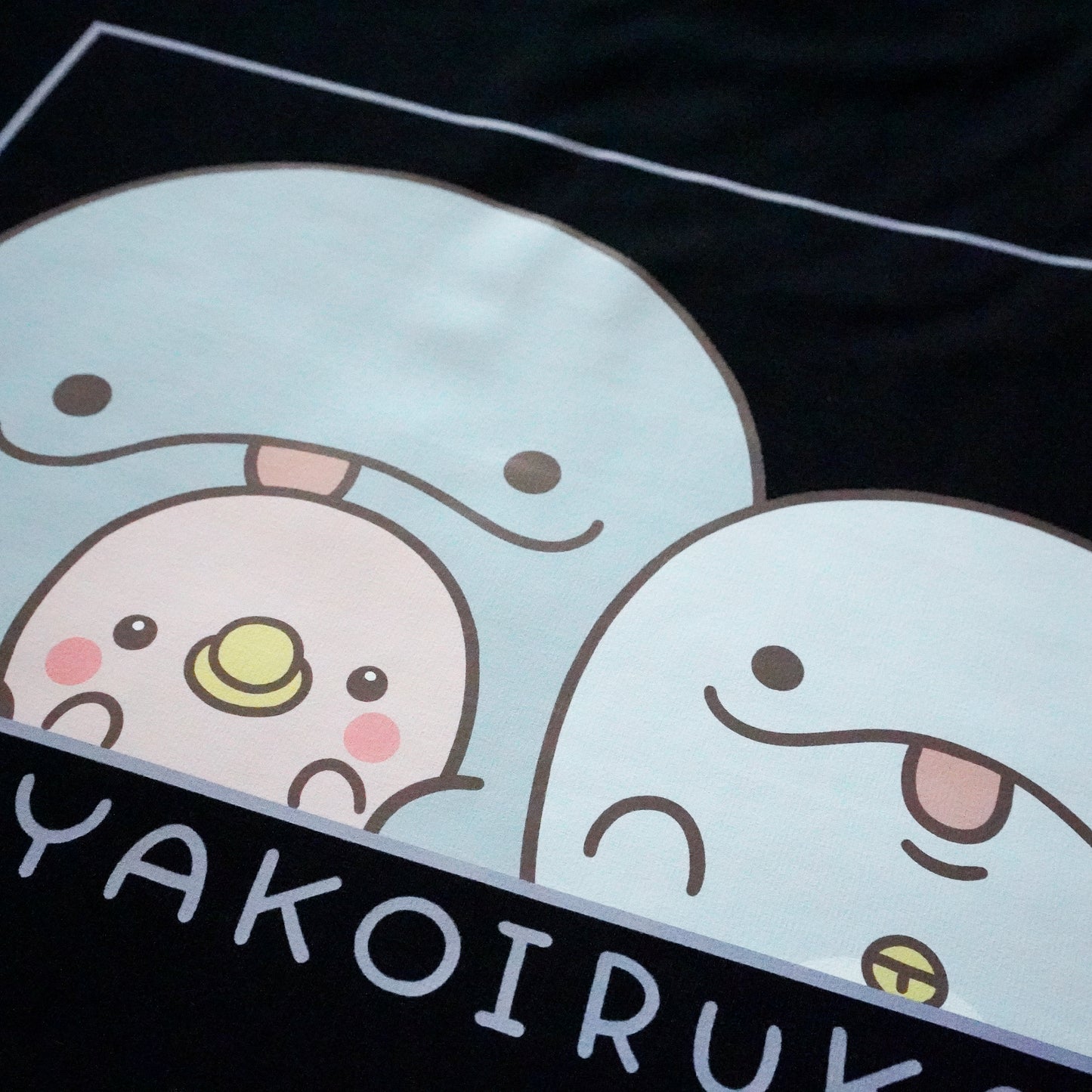 [OYAKOIRUKA] T-shirt à imprimé au dos [Expédition à la mi-août]