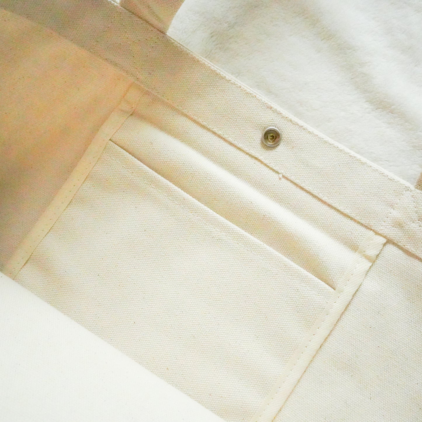 【困りザウルス】2WAYトートバッグ（ドーナツ）【8月中旬発送】