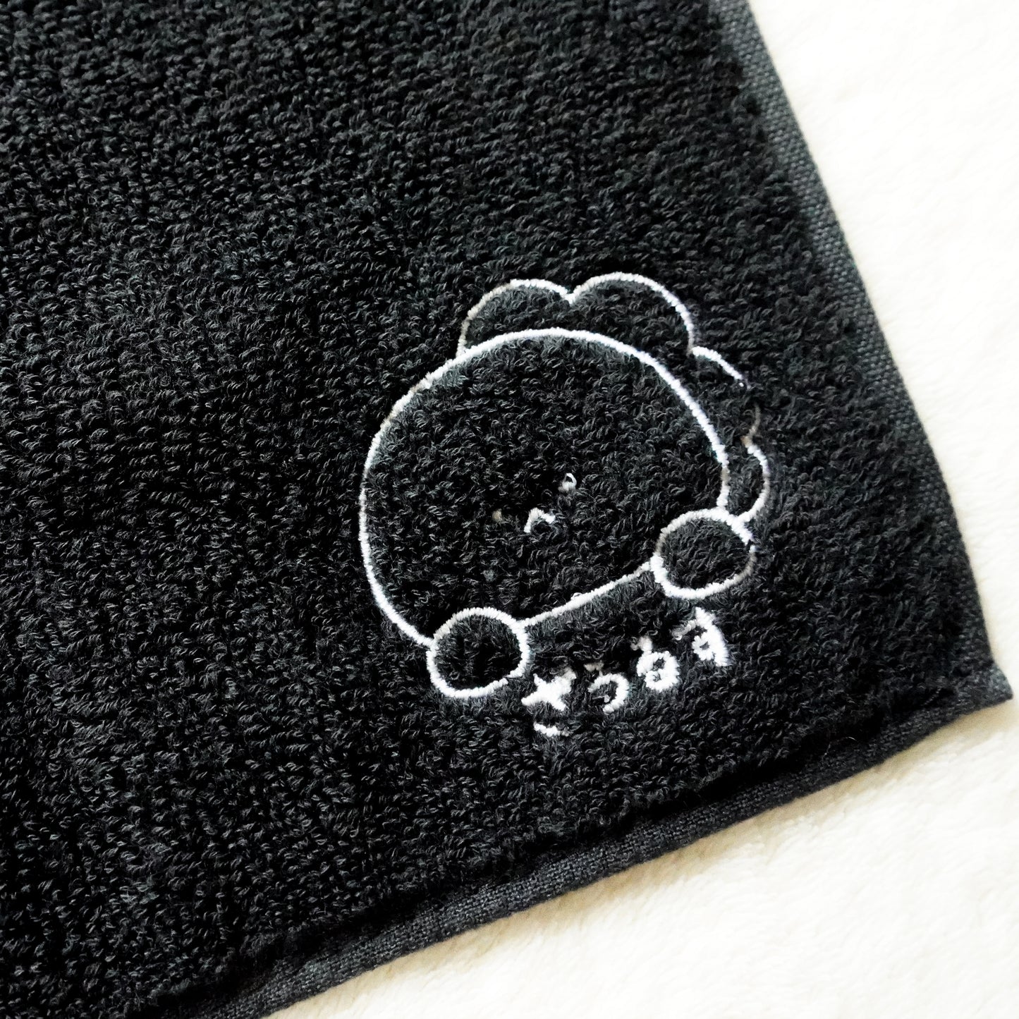 [KOMARIZAURUSU] Mini asciugamano con ricamo Saurusu [Spedizione a metà agosto]