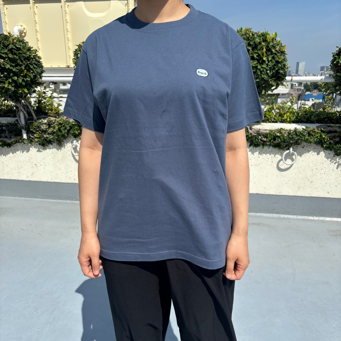 [OYAKOIRUKA] T-shirt avec une broderie unique [Expédition mi-octobre]