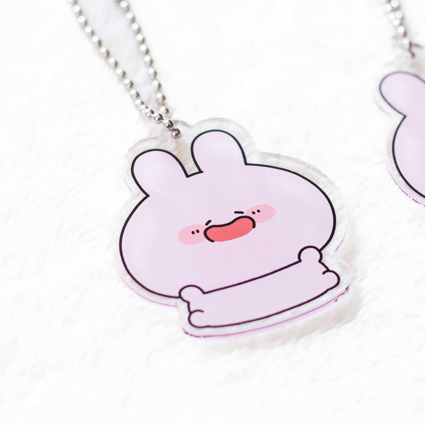 [ANEMIMI-CHAN] Acrylic Keychain (Butt/Smiling) [Shipping in mid-July]