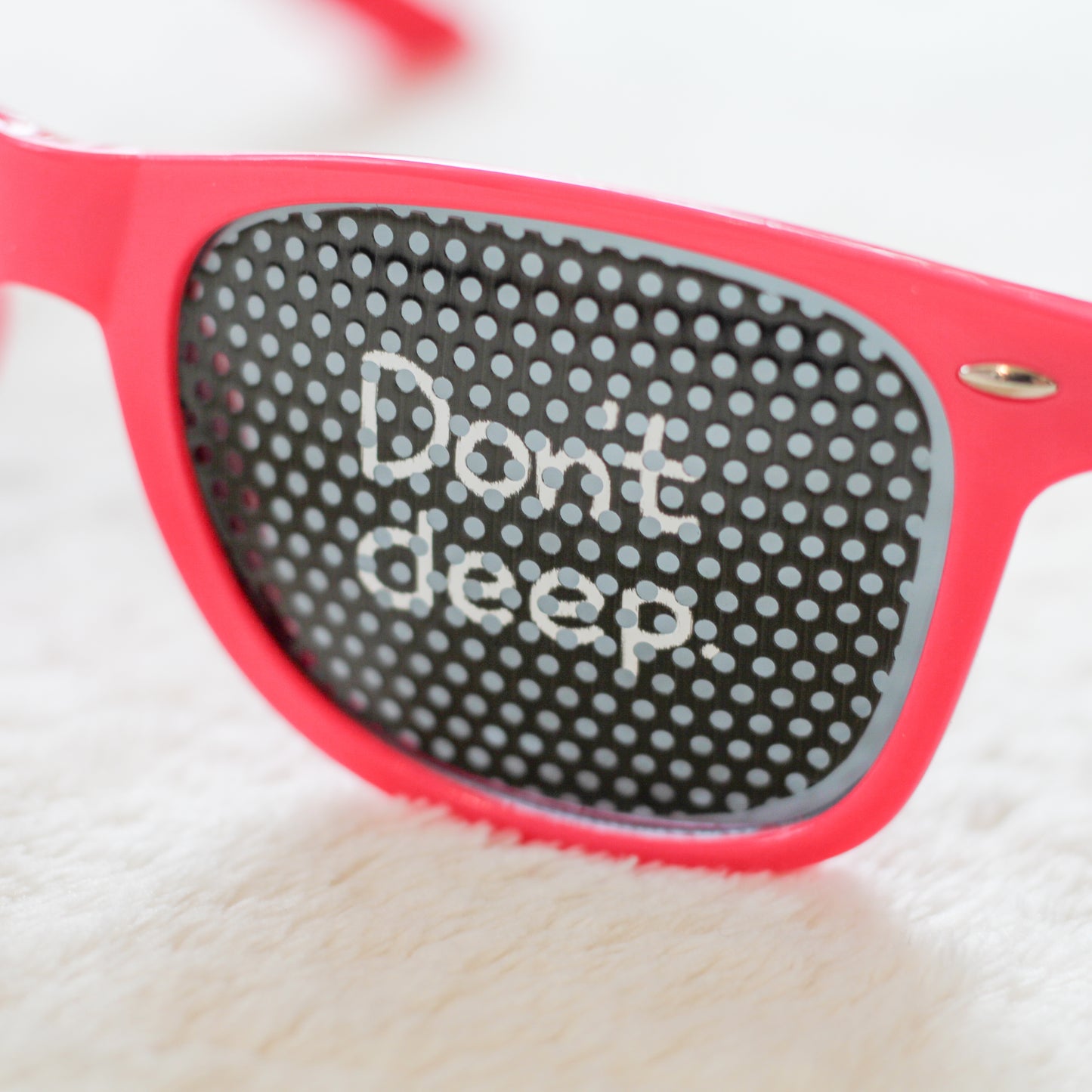 [ASAMIMICHAN] Mesh Print Sunglasses [Shipping in mid-July]