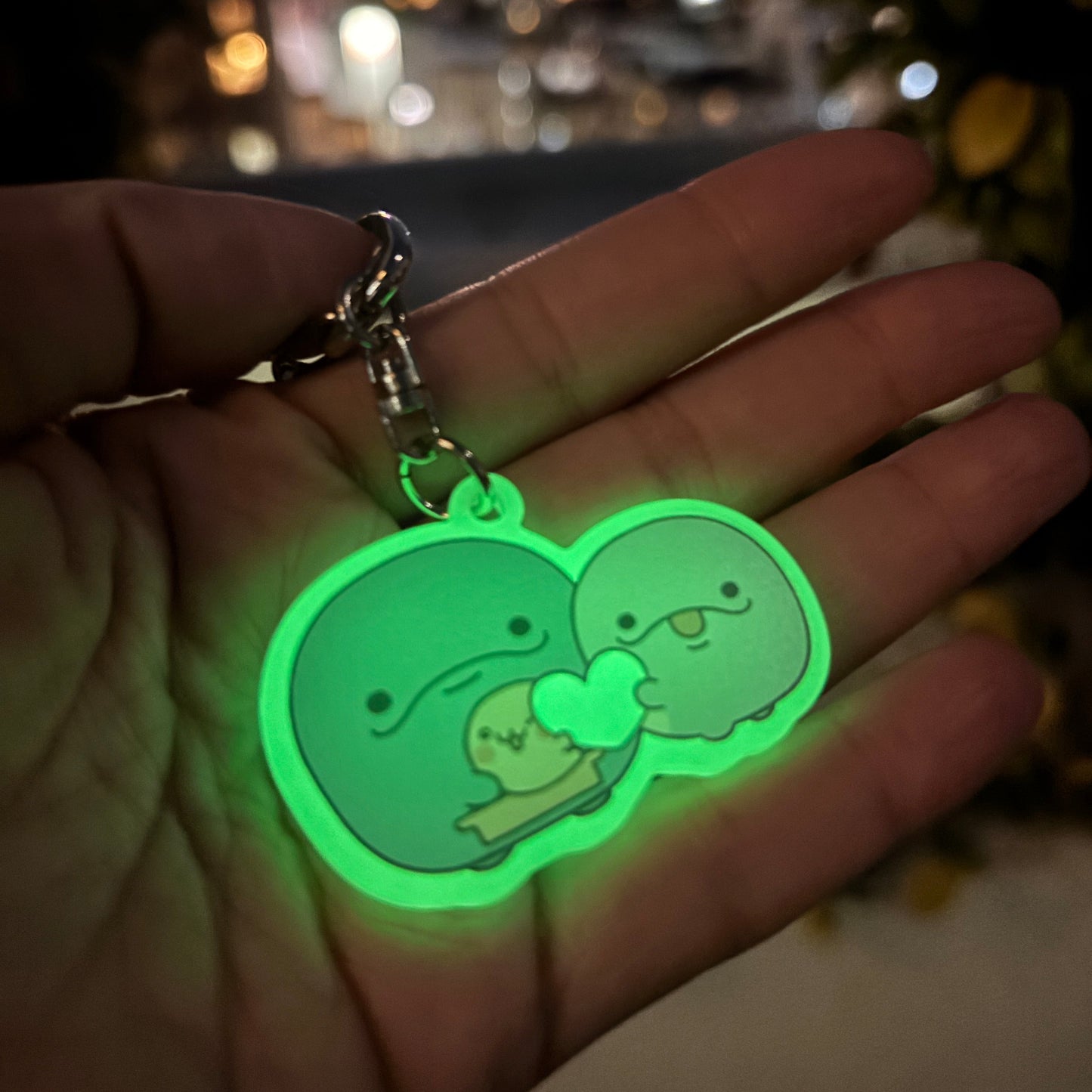 【親子イルカ】蓄光アクキー【3月中旬発送】