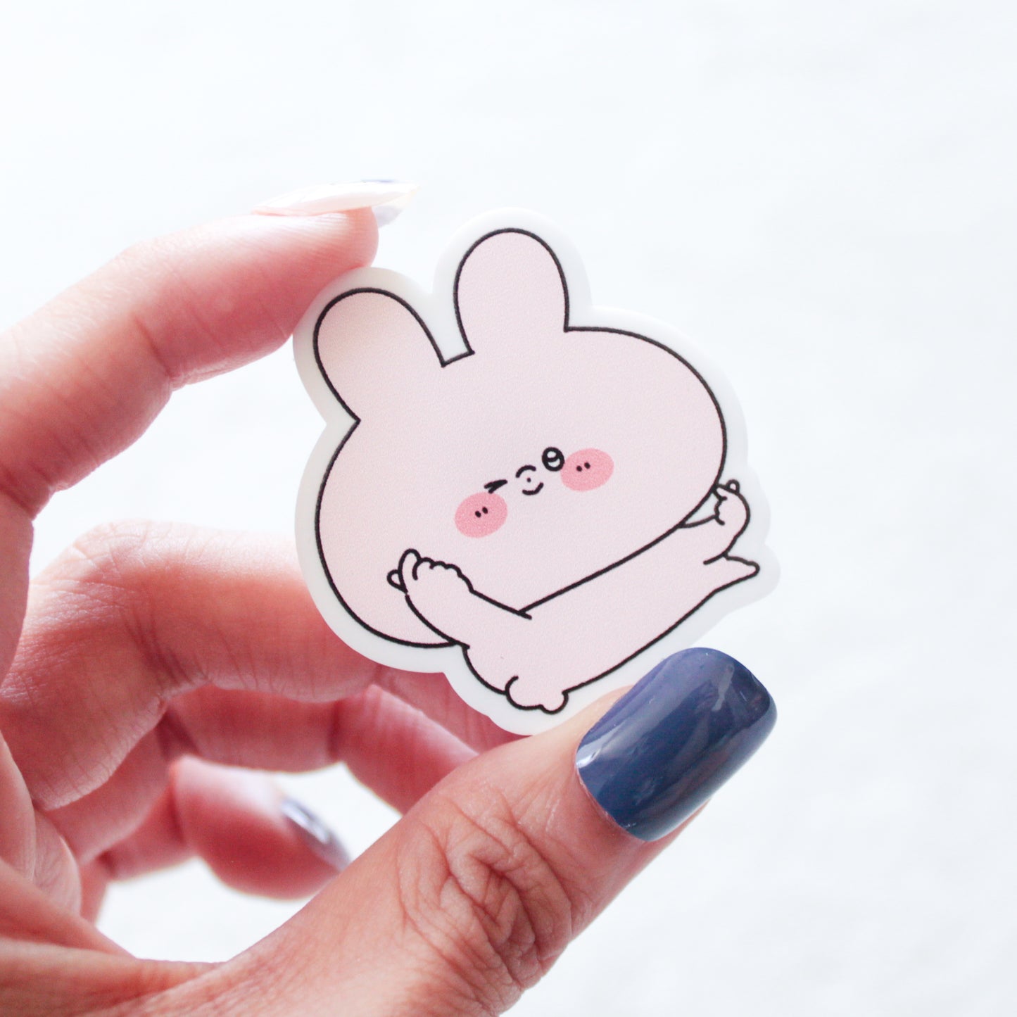 [ASAMIMICHAN] Broche en acrylique cœur avec les doigts ♡