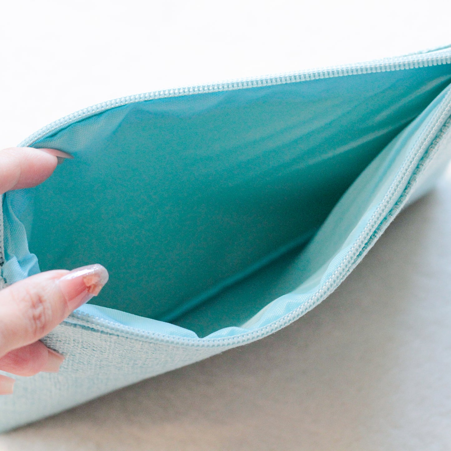 [OYAKOIRUKA] Flat Pouch [Expédition mi-décembre]