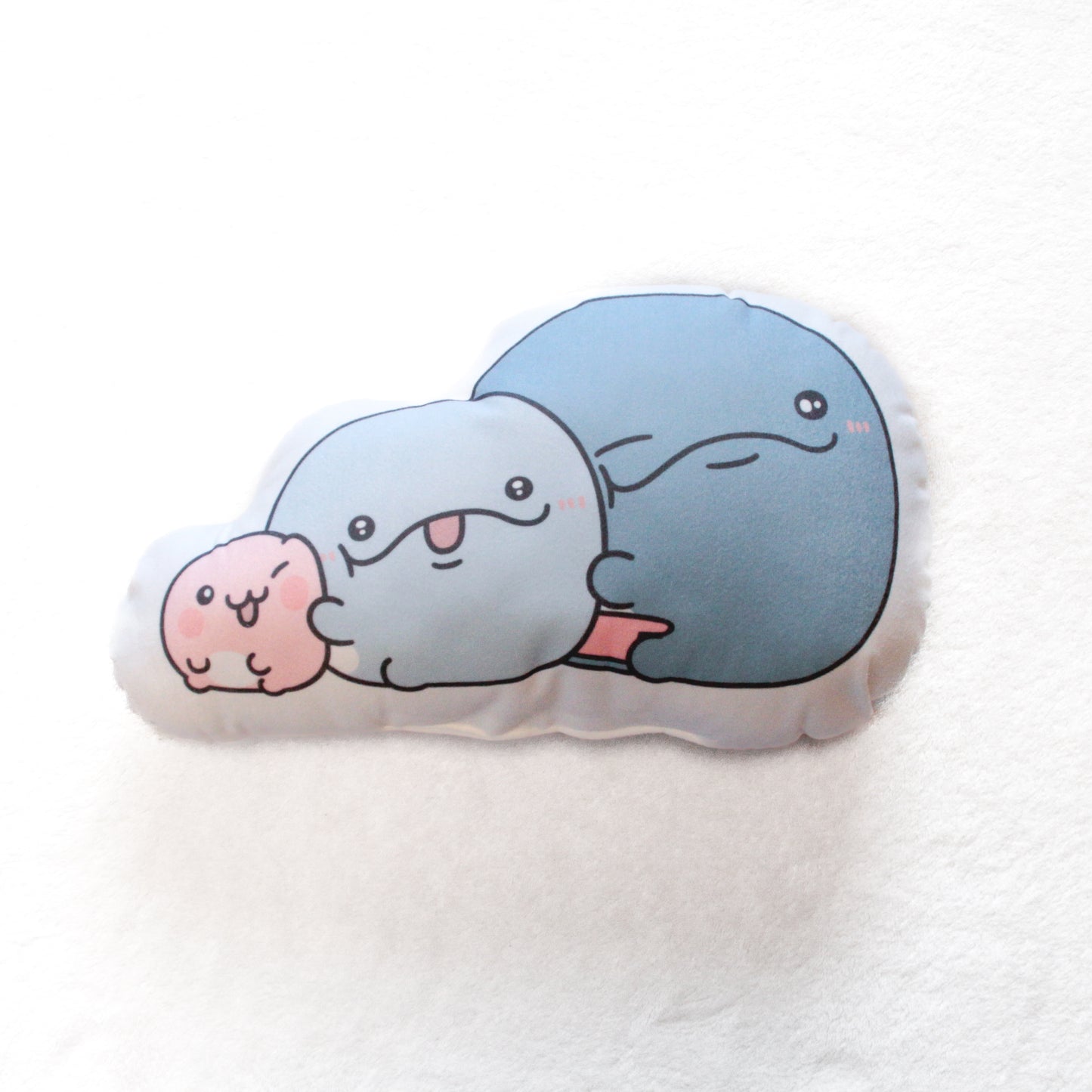 [OYAKOIRUKA] Die-cut Cushion [Shipping in mid-March]