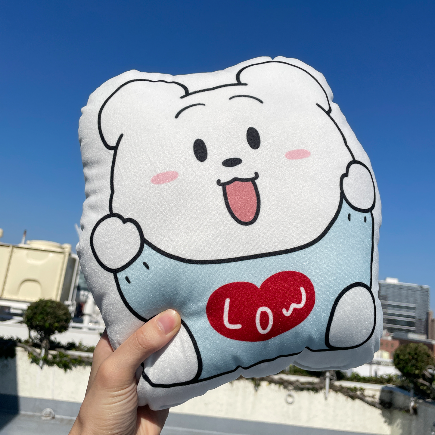 [LOITO] Die-Cut Cushion [Shipping in mid-August]