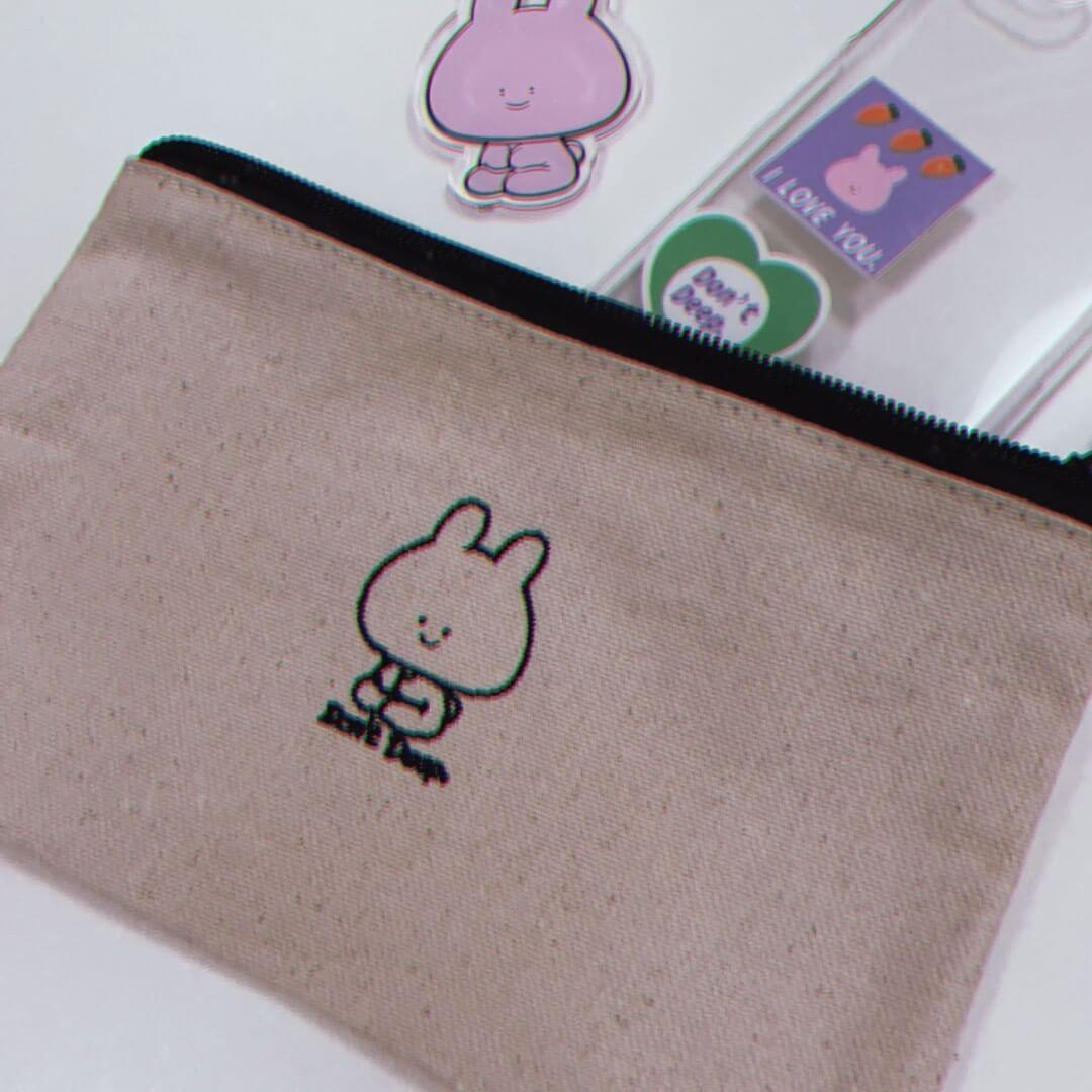 【あさみみちゃん】刺繍ポーチ