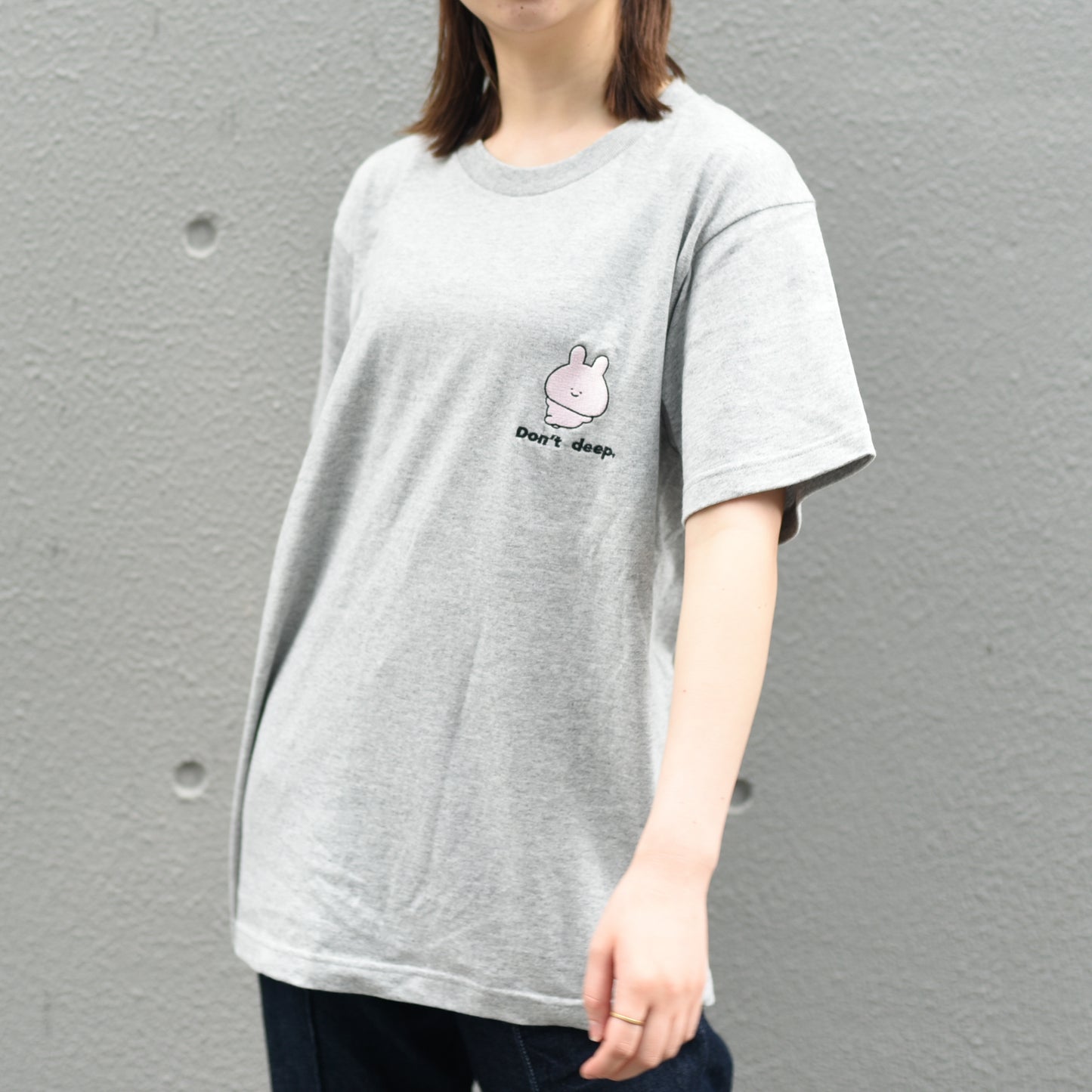 [Asamimi-chan] Short-sleeved embroidered T-shirt (Don't deep) [Made to order]