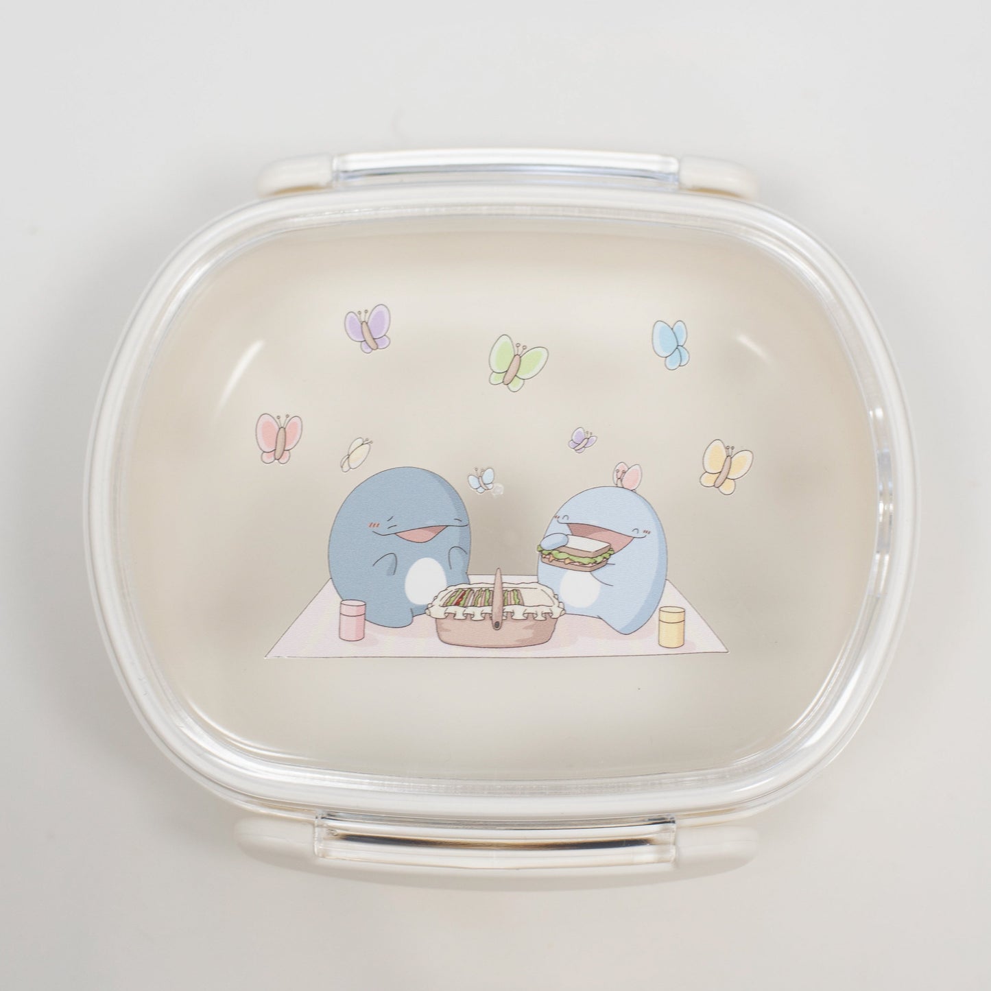 [Parent and child dolphin] Lunch box