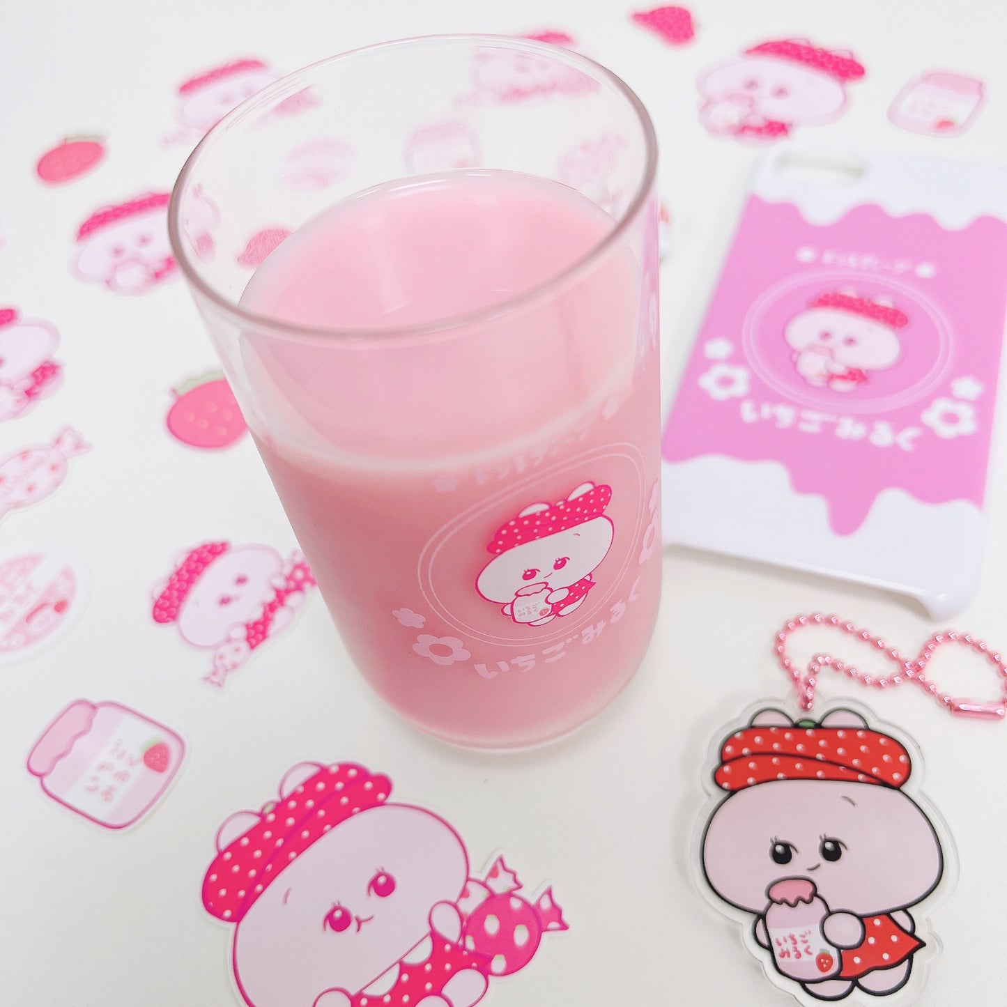 [Asamimi-chan] Acrylic key chain (Strawberry Milk) (Retro) [Shipped in mid-November]