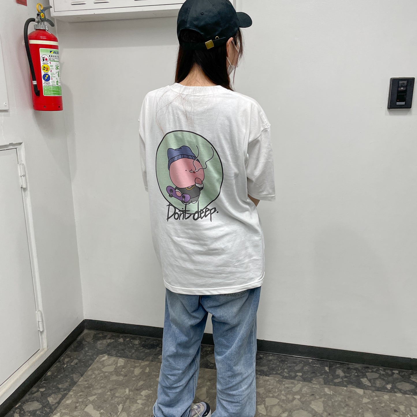 [Asamimi-chan] Kurzarm-T-Shirt (Smoking Asamimi)